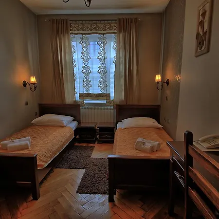 Polonia Na Rynku ホテル 3*