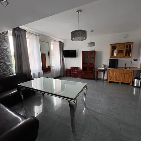 Polonia Hotel 3*